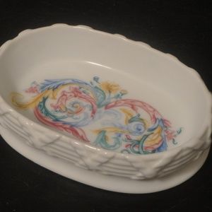 Elizabeth Arden Palais De Versailles Soap Dish
